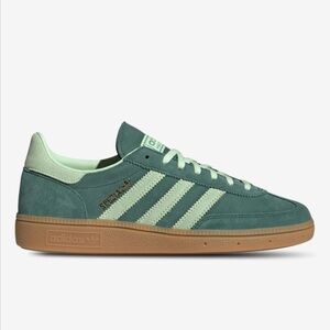 Adidas Handball Spezial Sneakers in Collegiate Green/Semi-green Spark, W 9.5